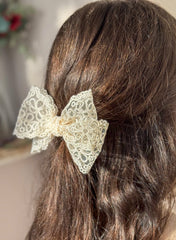 Large lace hair bow “Cream”