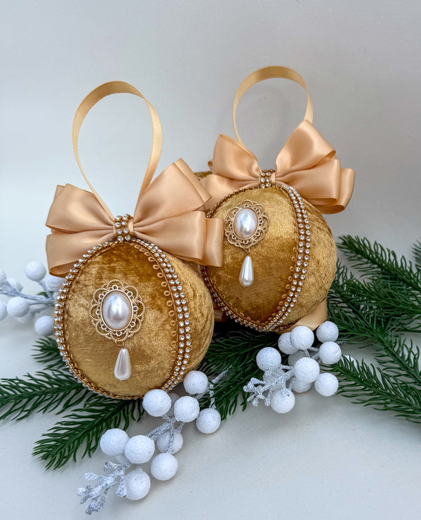 Christmas Baubles -Gold - One piece