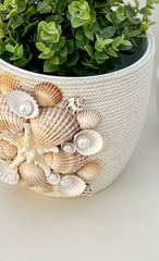 Indoor plant pot with shells Gabificent