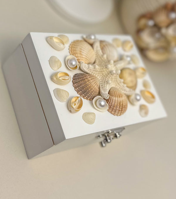 Keepsake box with seashells - Small Gabificent