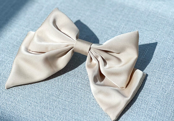 Large hair bow “Beige” - Gabificent