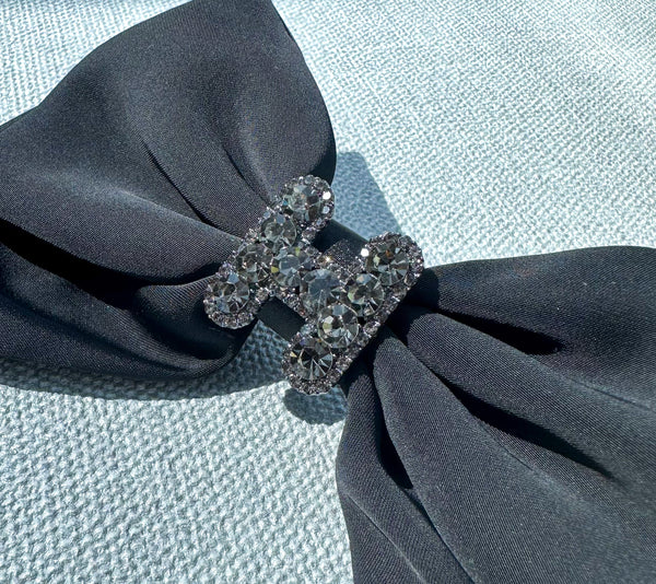 Large hair bow “Black” - Gabificent