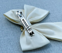 Large hair bow “Cream” - Gabificent