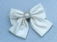 Large hair bow “Cream” - Gabificent