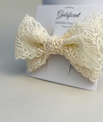 Large lace hair bow “Cream” - Gabificent