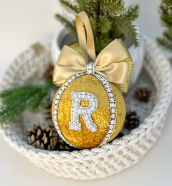 Personalised Christmas Bauble - Gold Gabificent