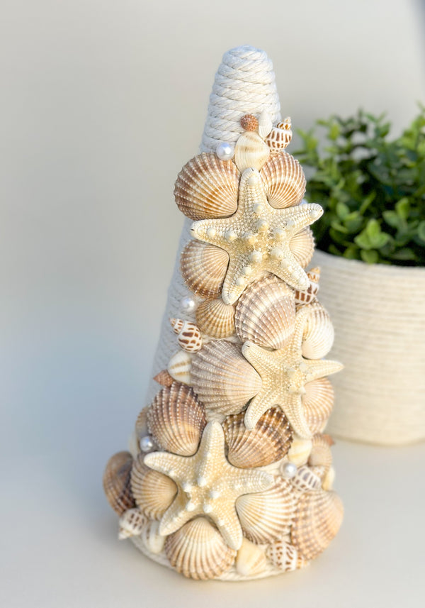 Shells table decoration - Gabificent