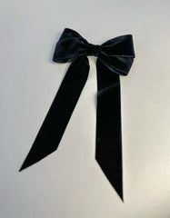 Velvet hair Bow Large - Black Gabificent