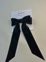 Velvet hair Bow Large - Black Gabificent