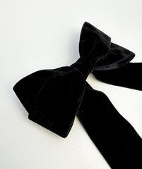 Velvet hair Bow Large - Black Gabificent
