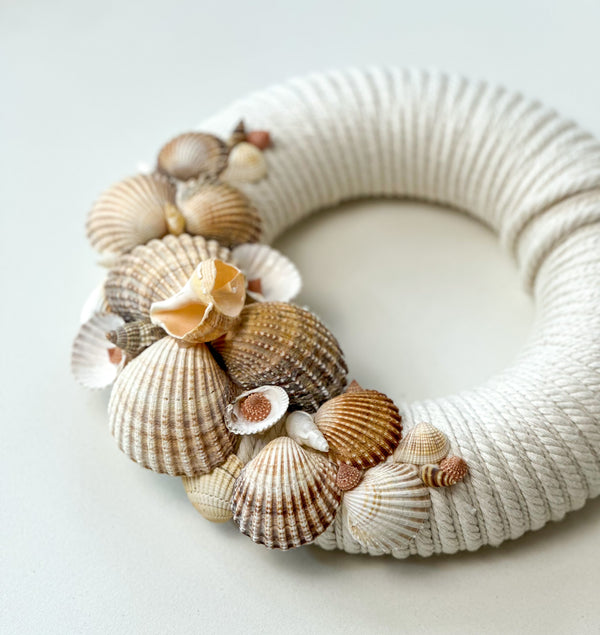 Wreath with sea shells Gabificent