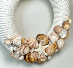 Wreath with shells and pearls Gabificent