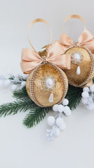 Christmas Baubles -Gold - One piece