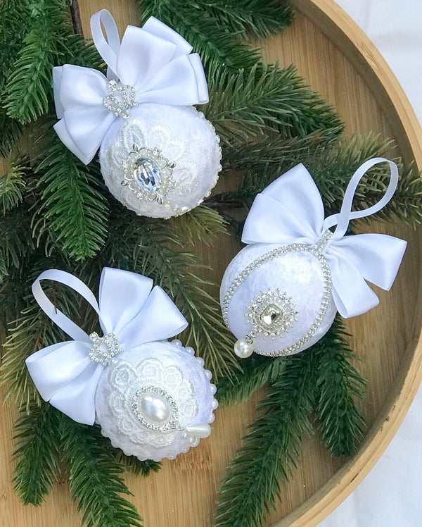 Christmas Baubles - White Gabificent